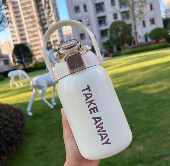 Large Capacity Insulation Sports Water Bottle with Straw
