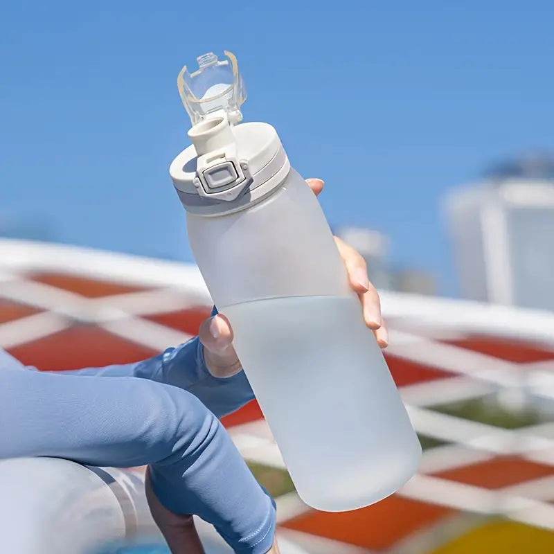 High-Capacity Active Lifestyle Water Bottle